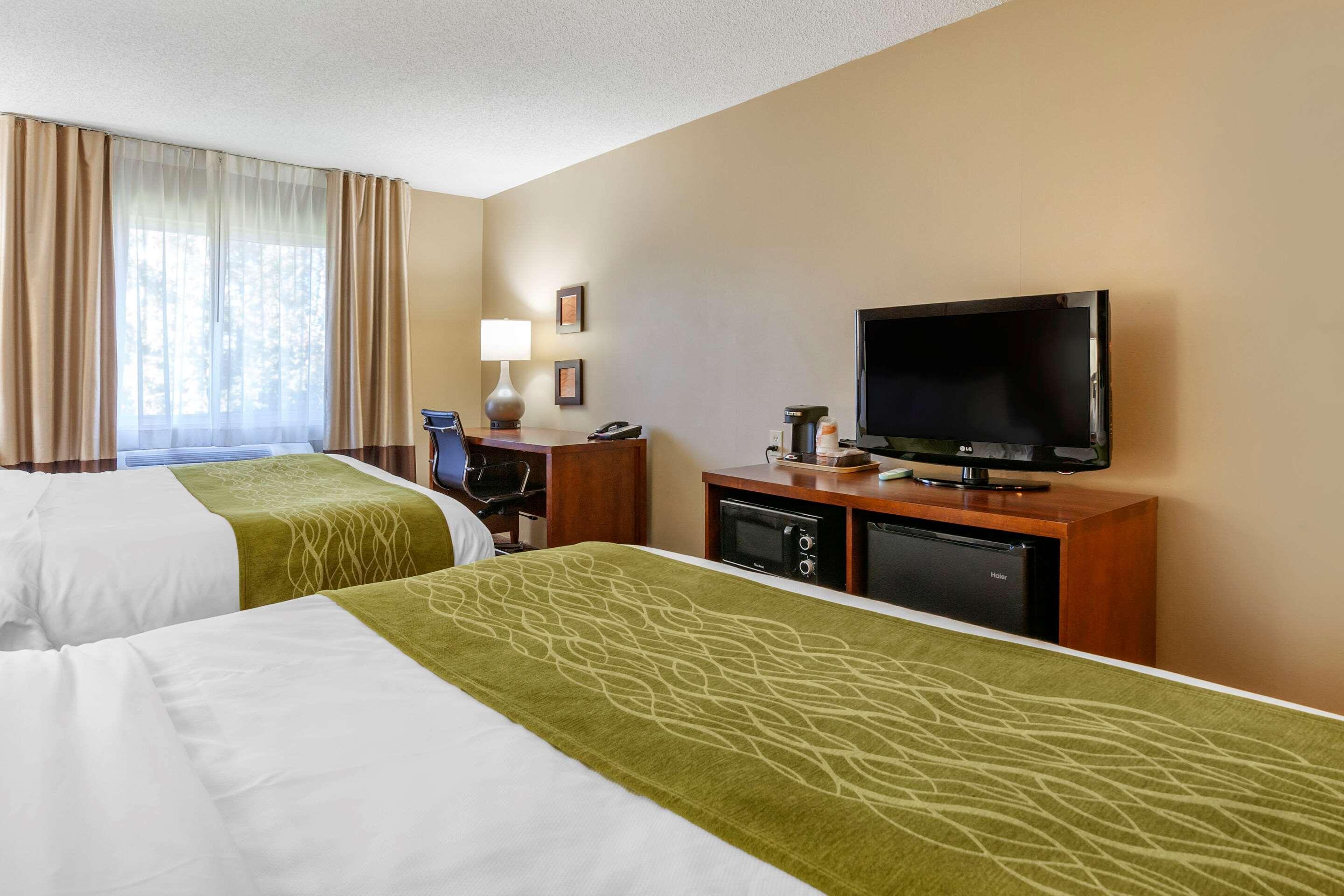 Comfort Inn Rhinelander Εξωτερικό φωτογραφία
