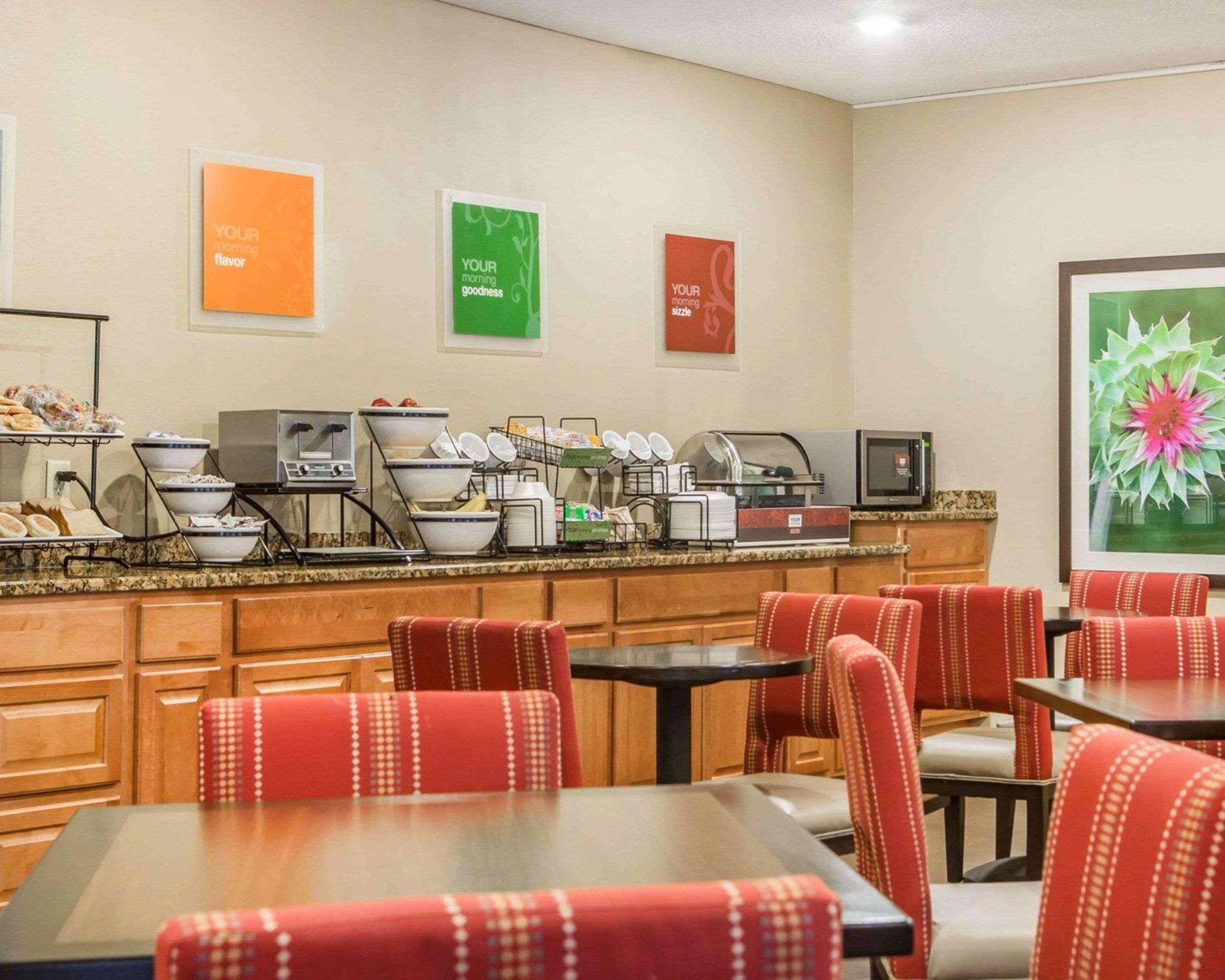 Comfort Inn Rhinelander Εξωτερικό φωτογραφία