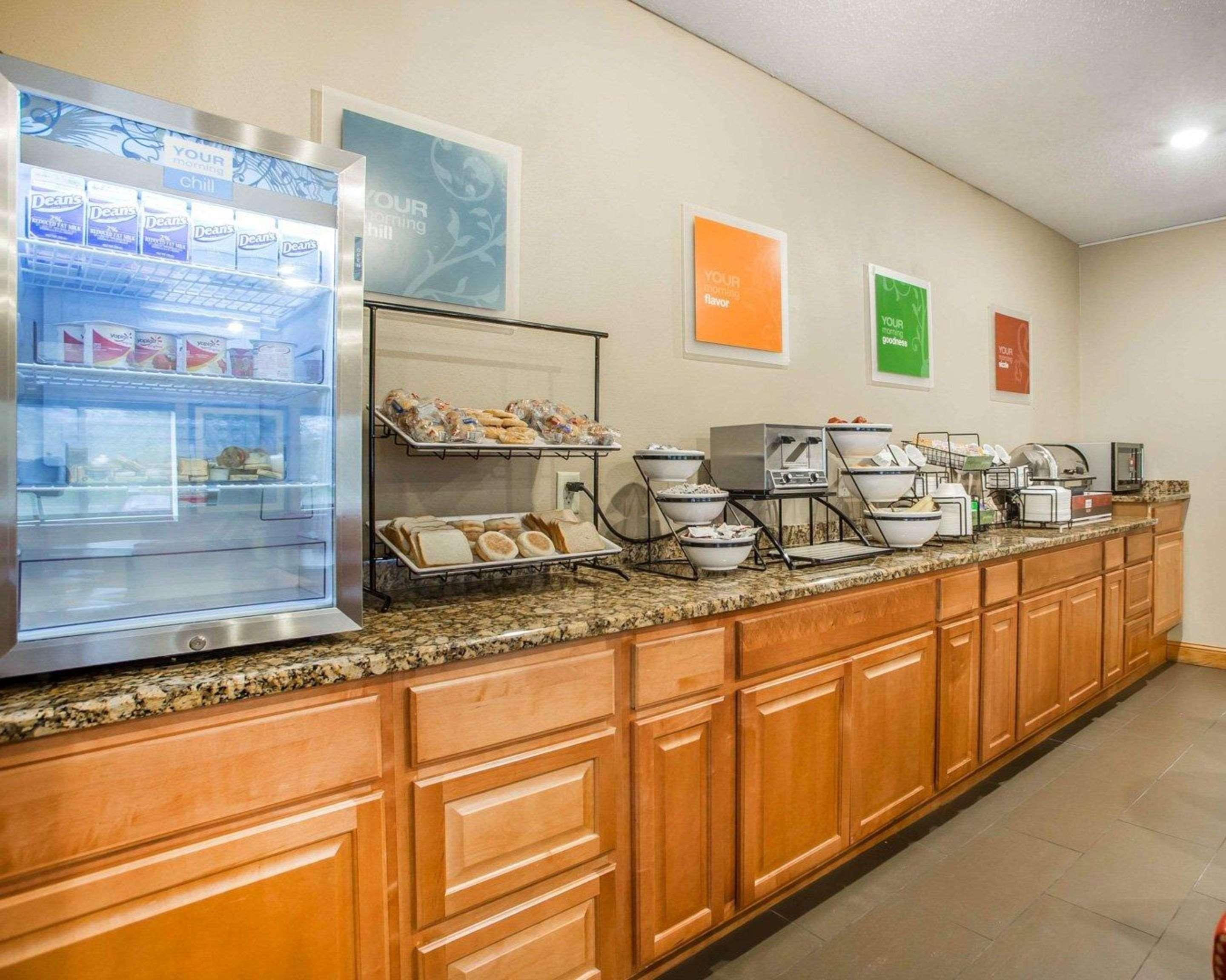 Comfort Inn Rhinelander Εξωτερικό φωτογραφία