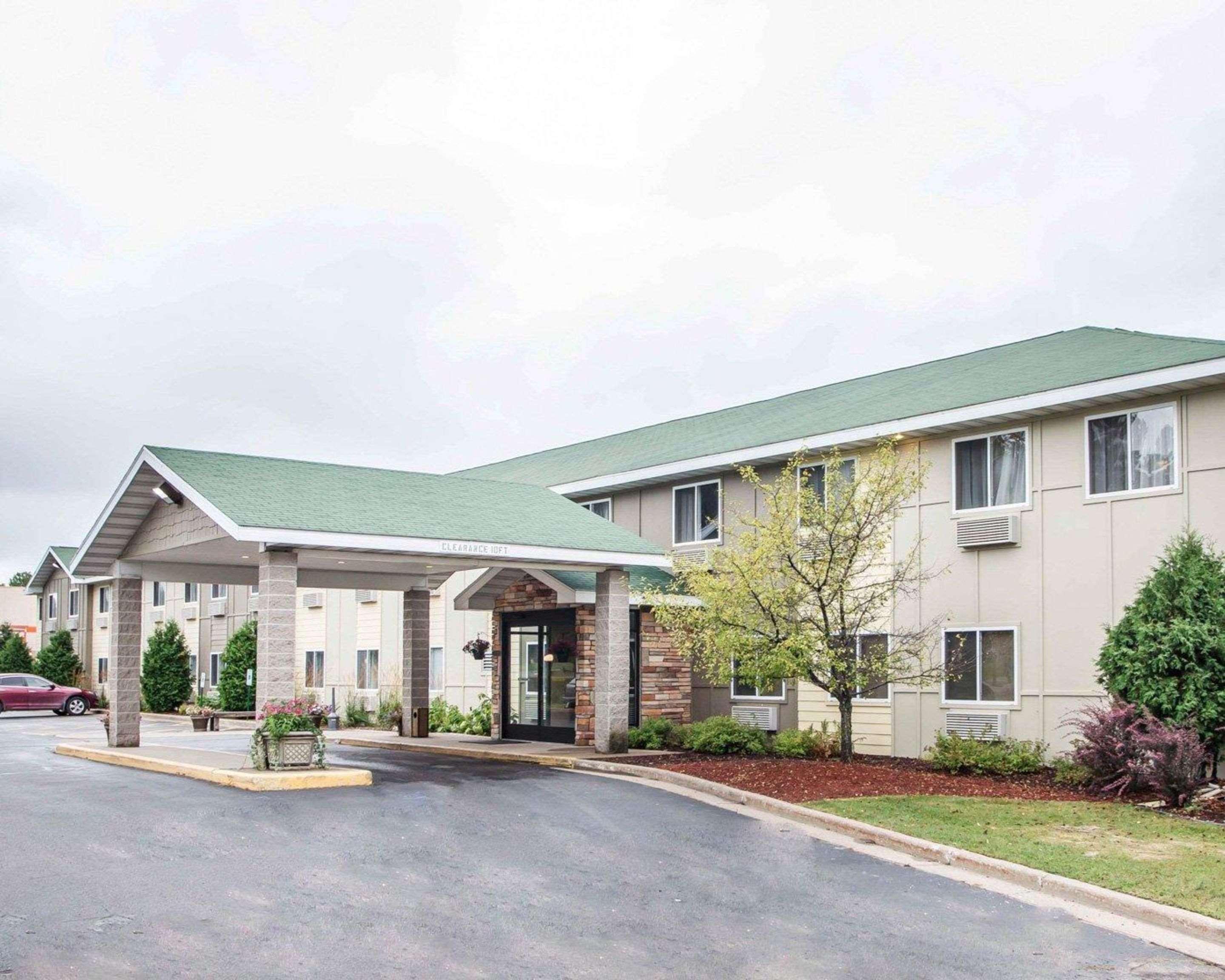 Comfort Inn Rhinelander Εξωτερικό φωτογραφία