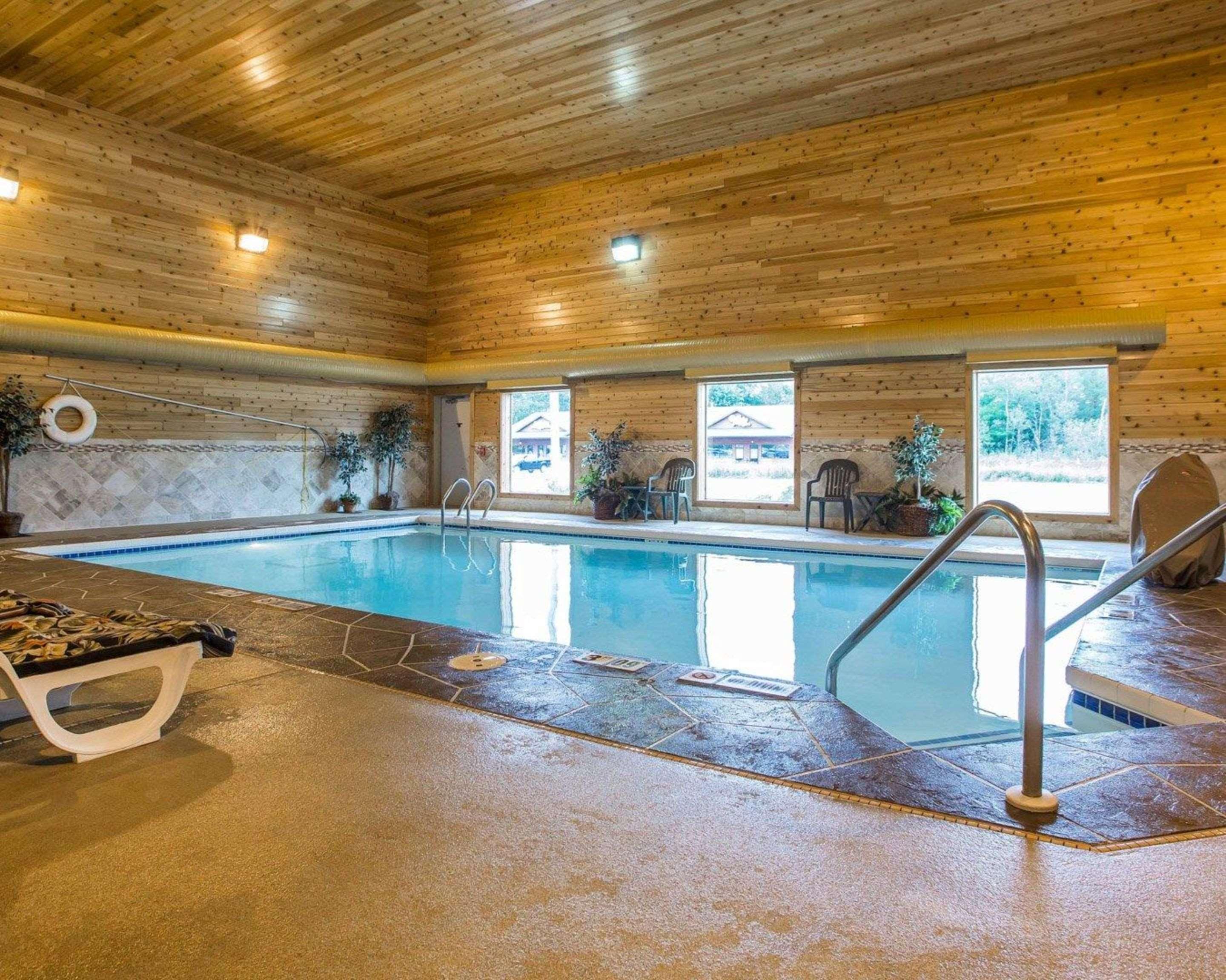 Comfort Inn Rhinelander Εξωτερικό φωτογραφία