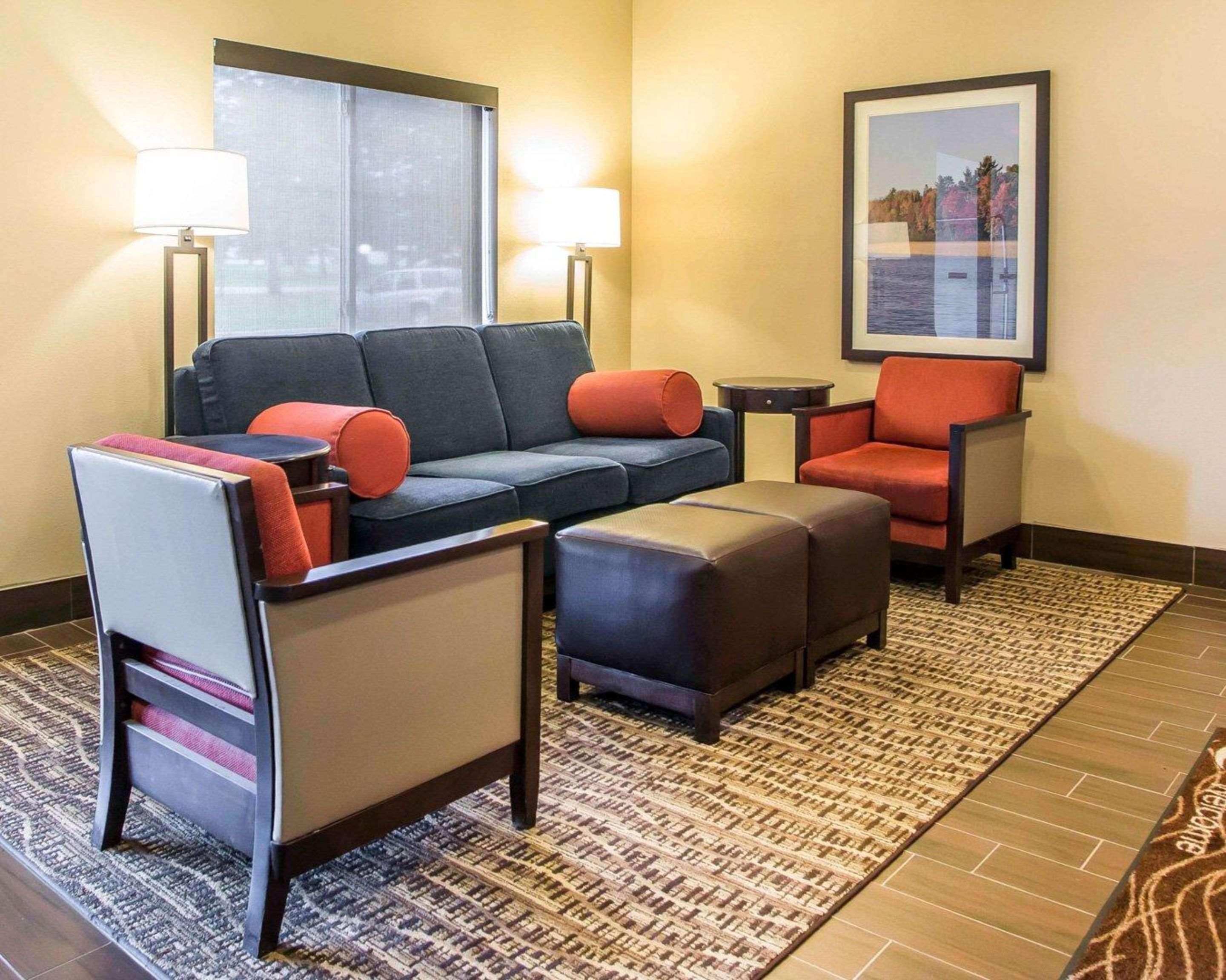 Comfort Inn Rhinelander Εξωτερικό φωτογραφία