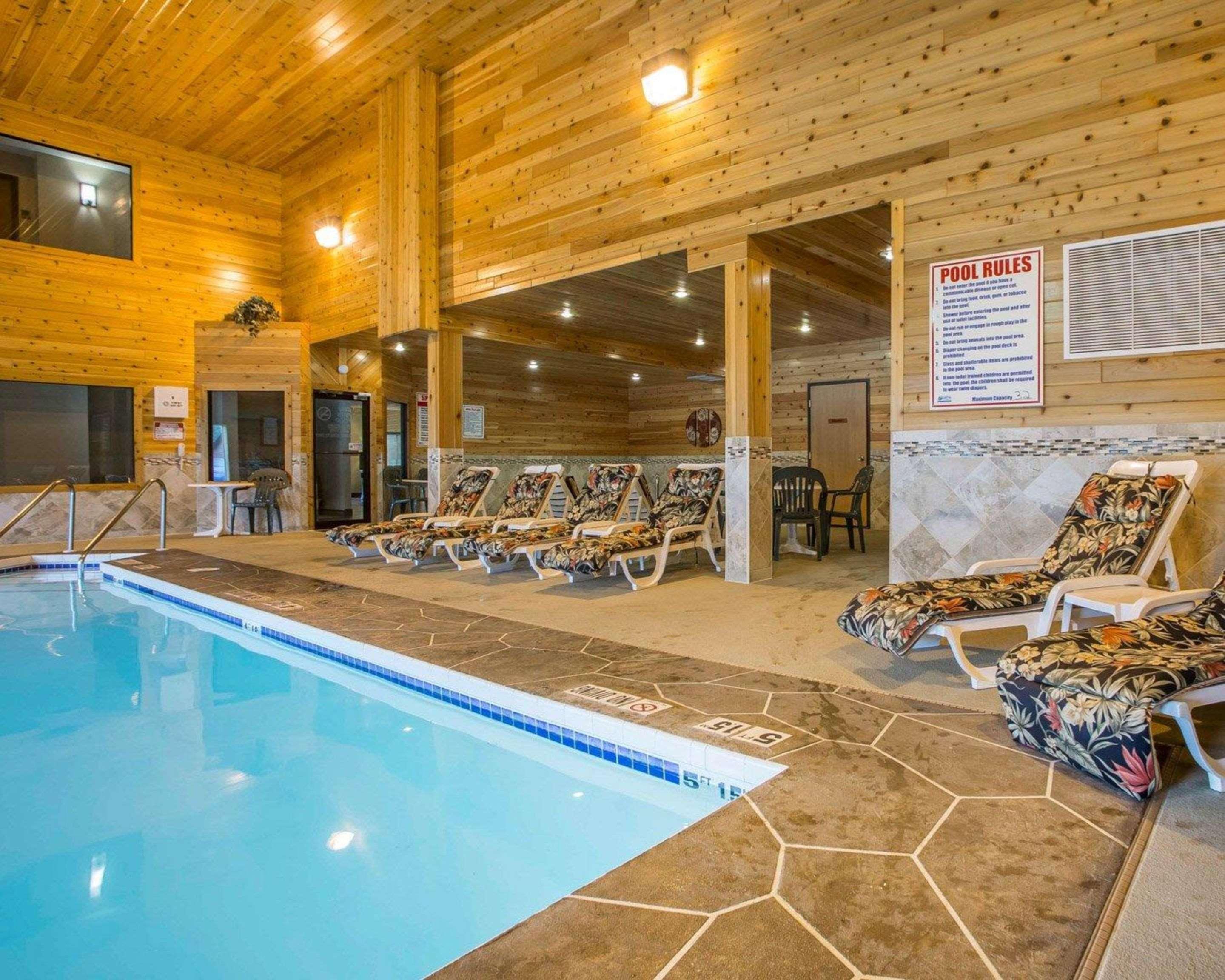 Comfort Inn Rhinelander Εξωτερικό φωτογραφία