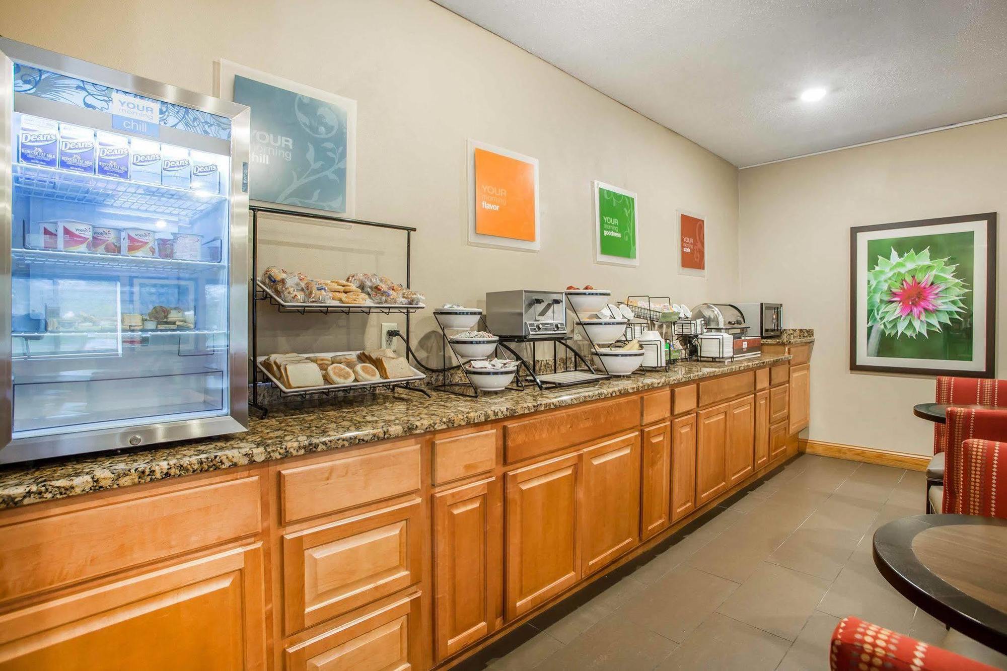 Comfort Inn Rhinelander Εξωτερικό φωτογραφία