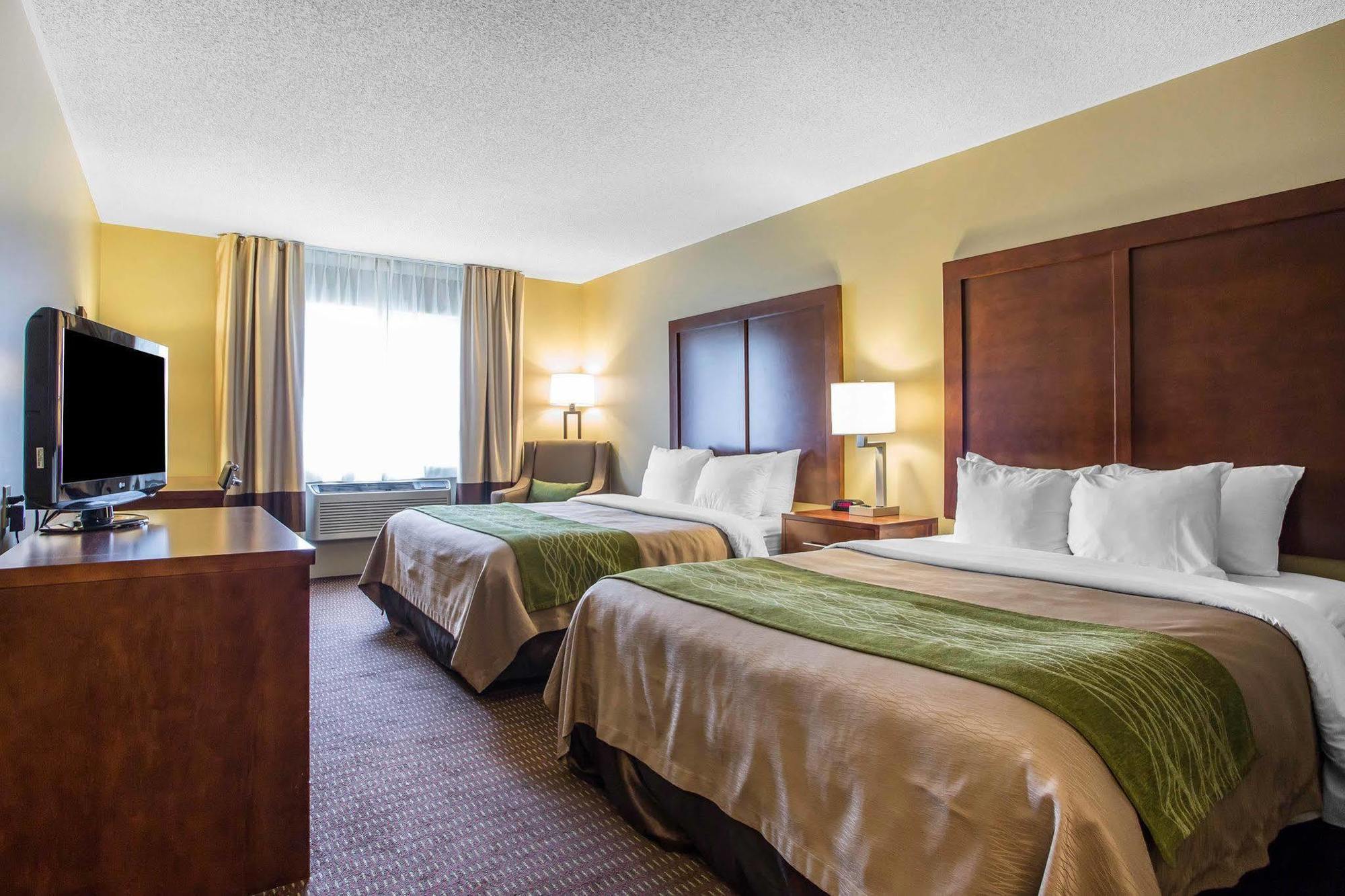 Comfort Inn Rhinelander Εξωτερικό φωτογραφία